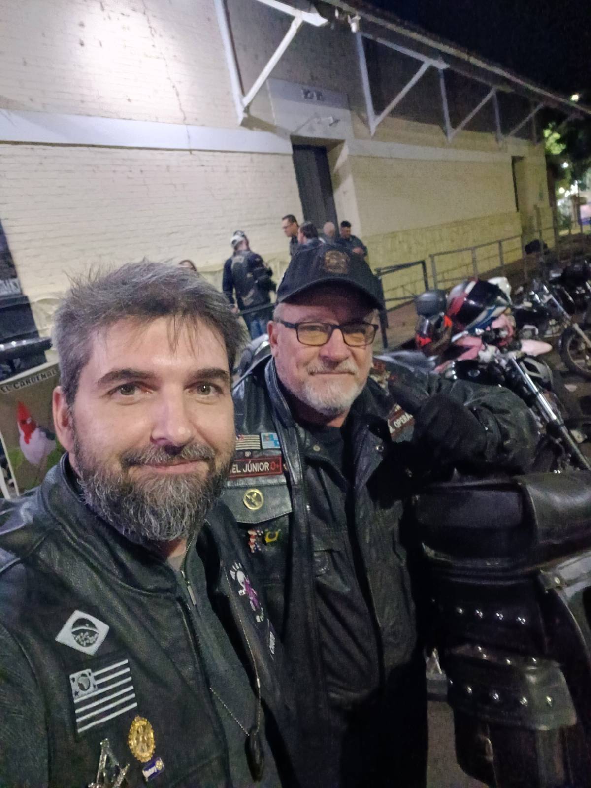 Motoclube Mike Maluko Assis — Pegada mensal com banda ao vivo