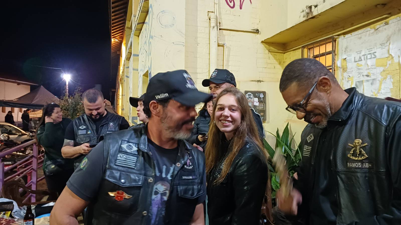 Motoclube Mike Maluko Assis — Pegada mensal com banda ao vivo