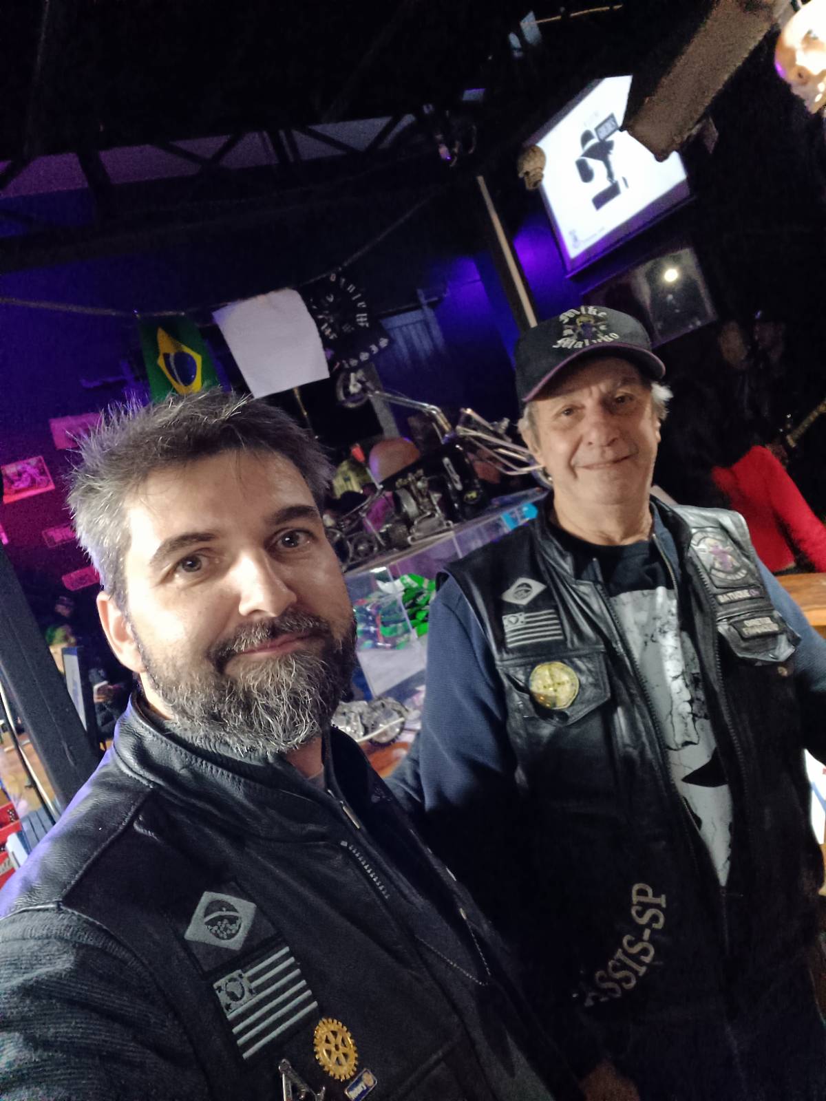 Motoclube Mike Maluko Assis — Pegada mensal com banda ao vivo